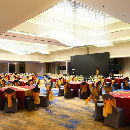 Pentacity Hotel Balikpapan ภายนอก รูปภาพ