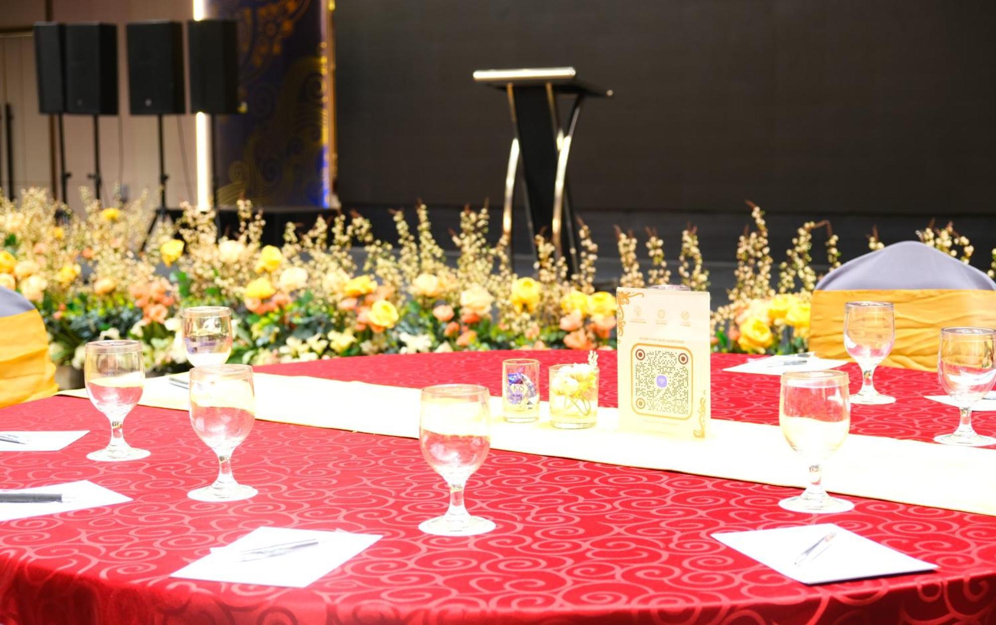 Pentacity Hotel Balikpapan ภายนอก รูปภาพ