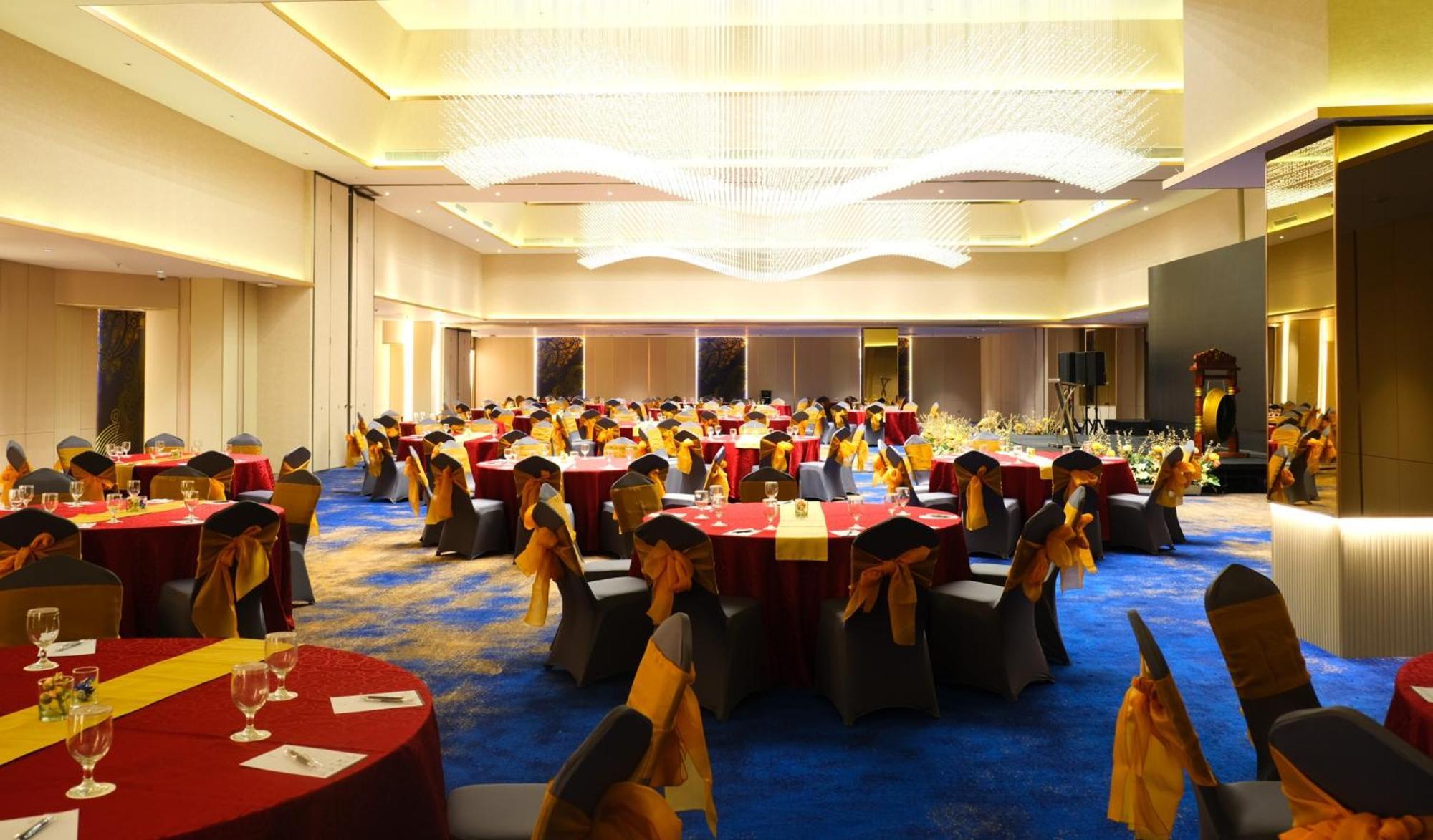 Pentacity Hotel Balikpapan ภายนอก รูปภาพ