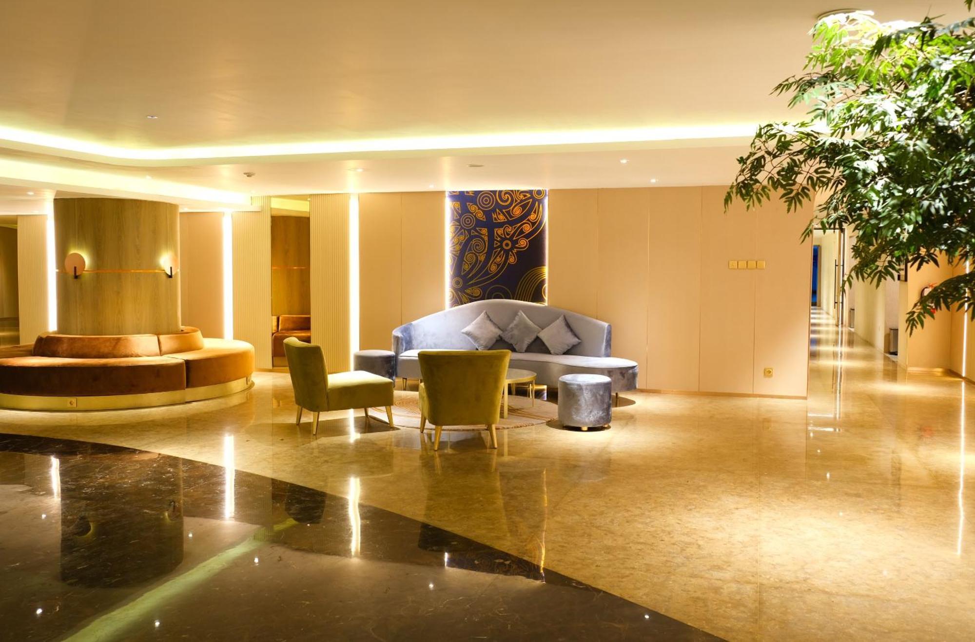 Pentacity Hotel Balikpapan ภายนอก รูปภาพ