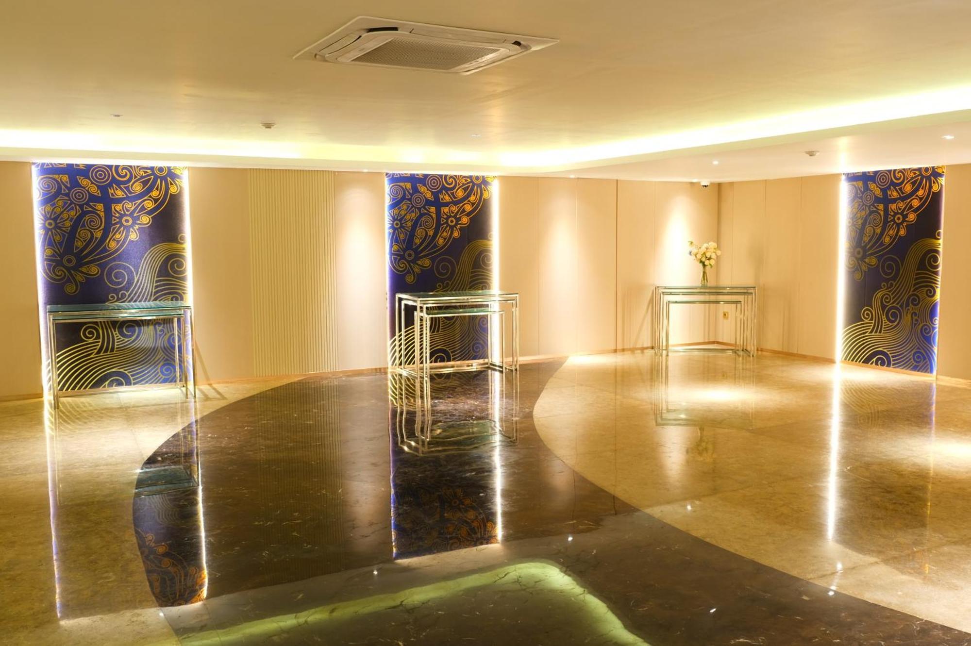 Pentacity Hotel Balikpapan ภายนอก รูปภาพ